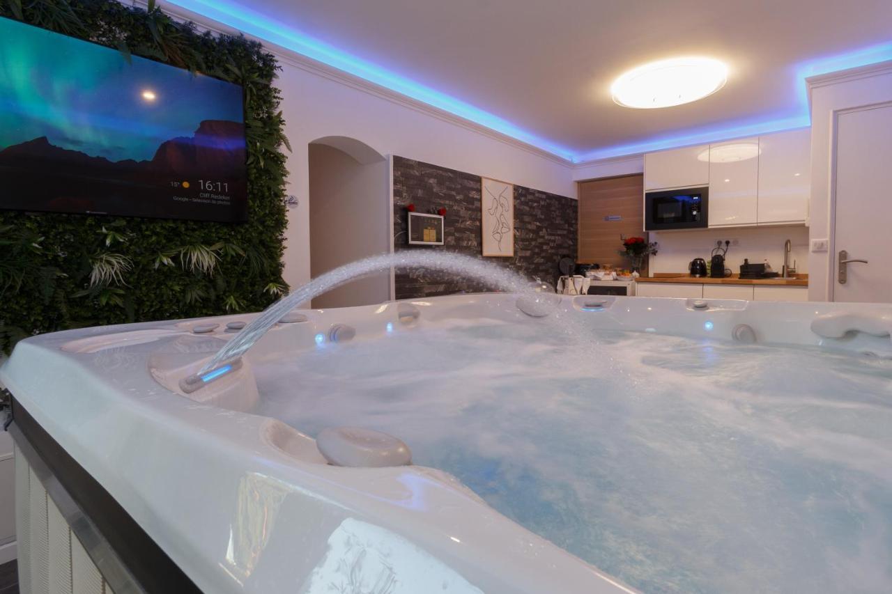 Casa Amor & Spa, Appartement Suite Jacuzzi & Piscine Chauffee Montfort-sur-Argens ภายนอก รูปภาพ